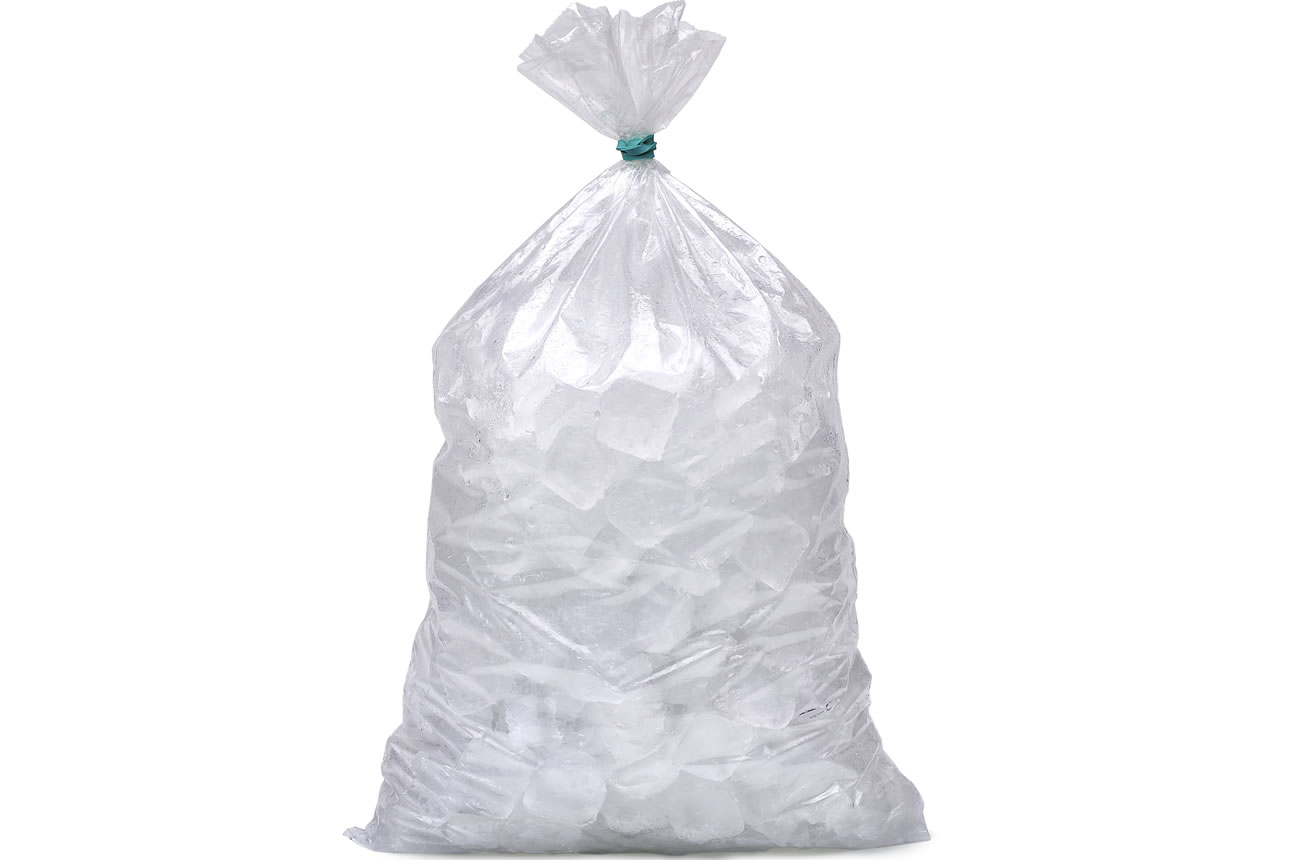 https://staging.simplypolybags.com/wp-content/uploads/2019/07/ice-bags-2.jpg